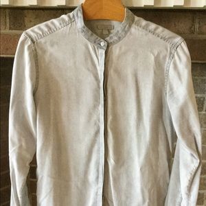 Gap Chambray Button Up